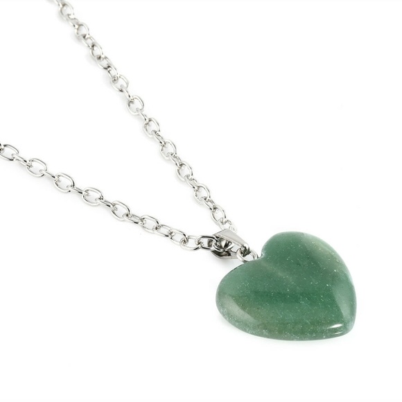 Natural Green Quartz Chakra Healing Necklace - Picture 3 of 3